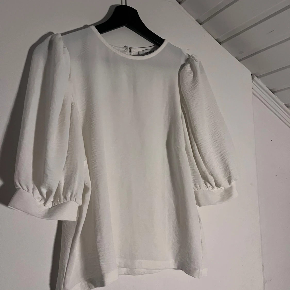 Vit tröja