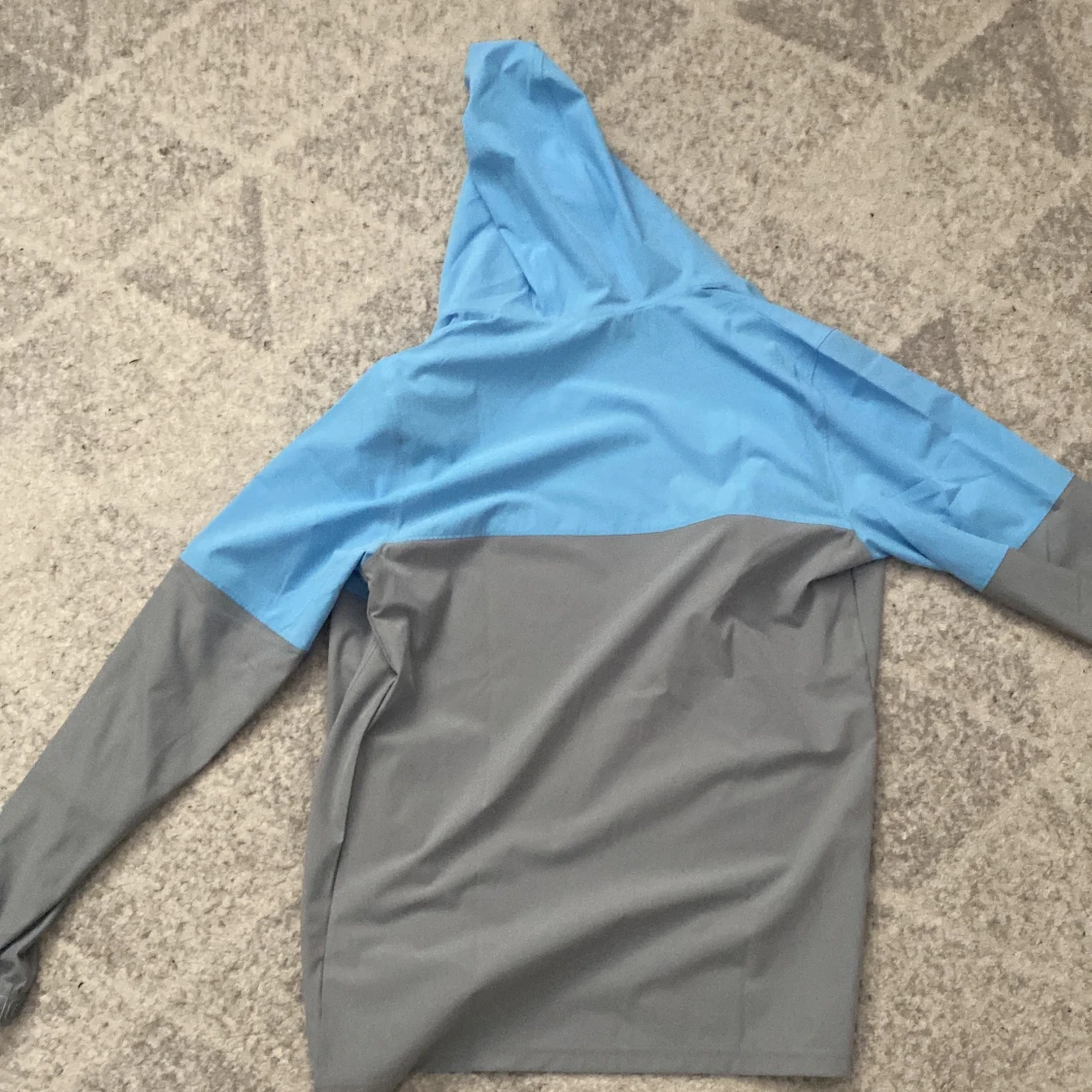 Under Armour blå/grå vindjacka  - 4