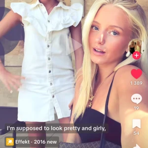 Jeansklänning - Snygggaste klänningen från Zara!! Säljs inte längre. Strlk M men passar S💓💓