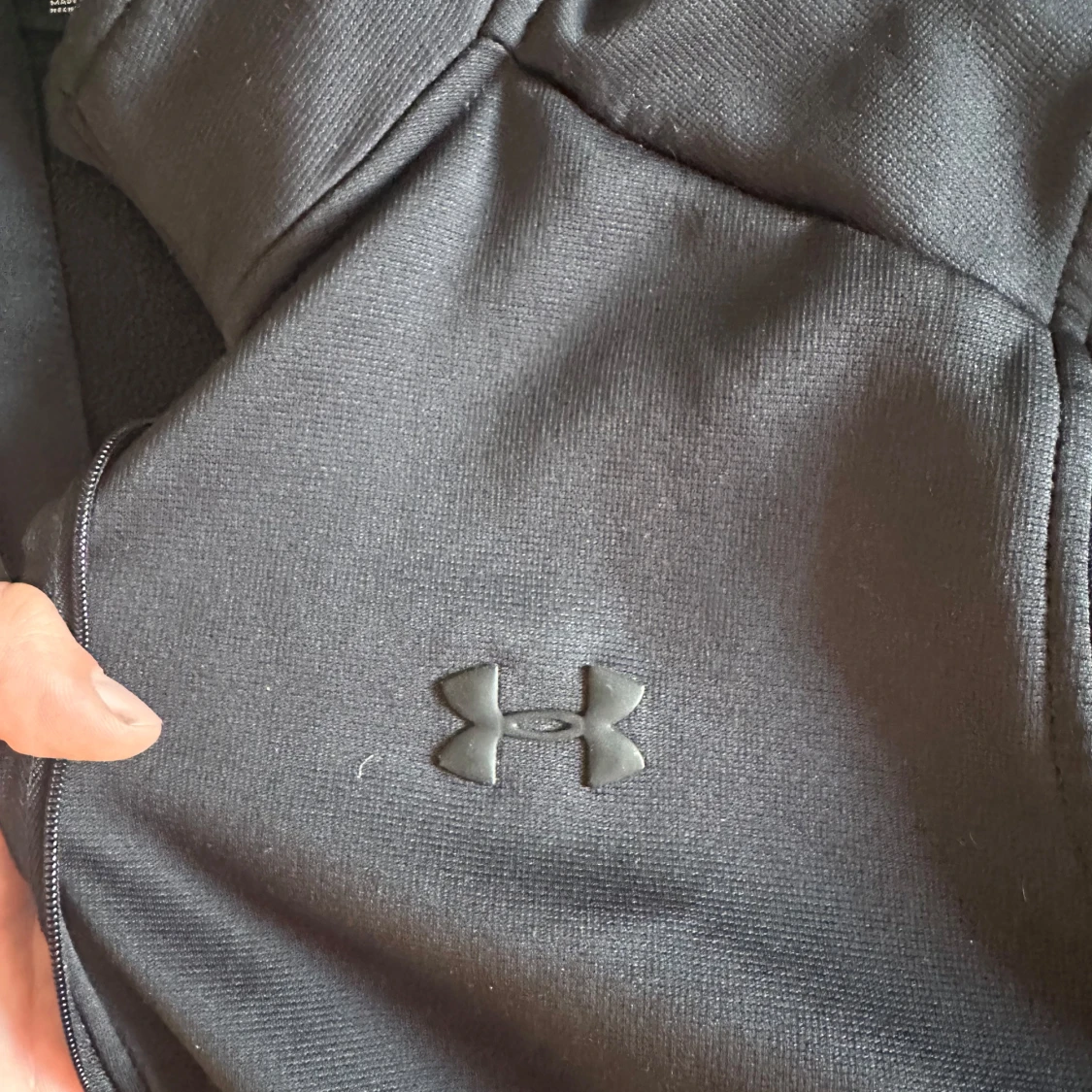 Svart half zip tröja från Under Armour - 2