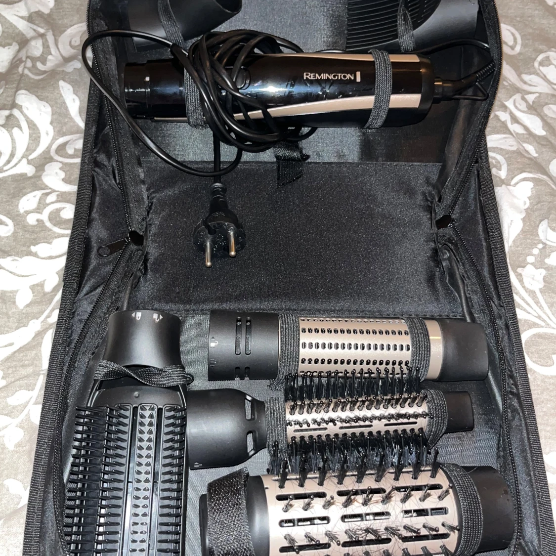 Remington stylingverktyg med väska - 1