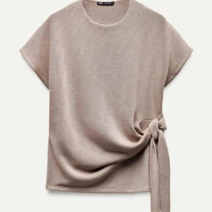 Knyt topp zara - Säljer denna snygga knyt topp från Zara❤️