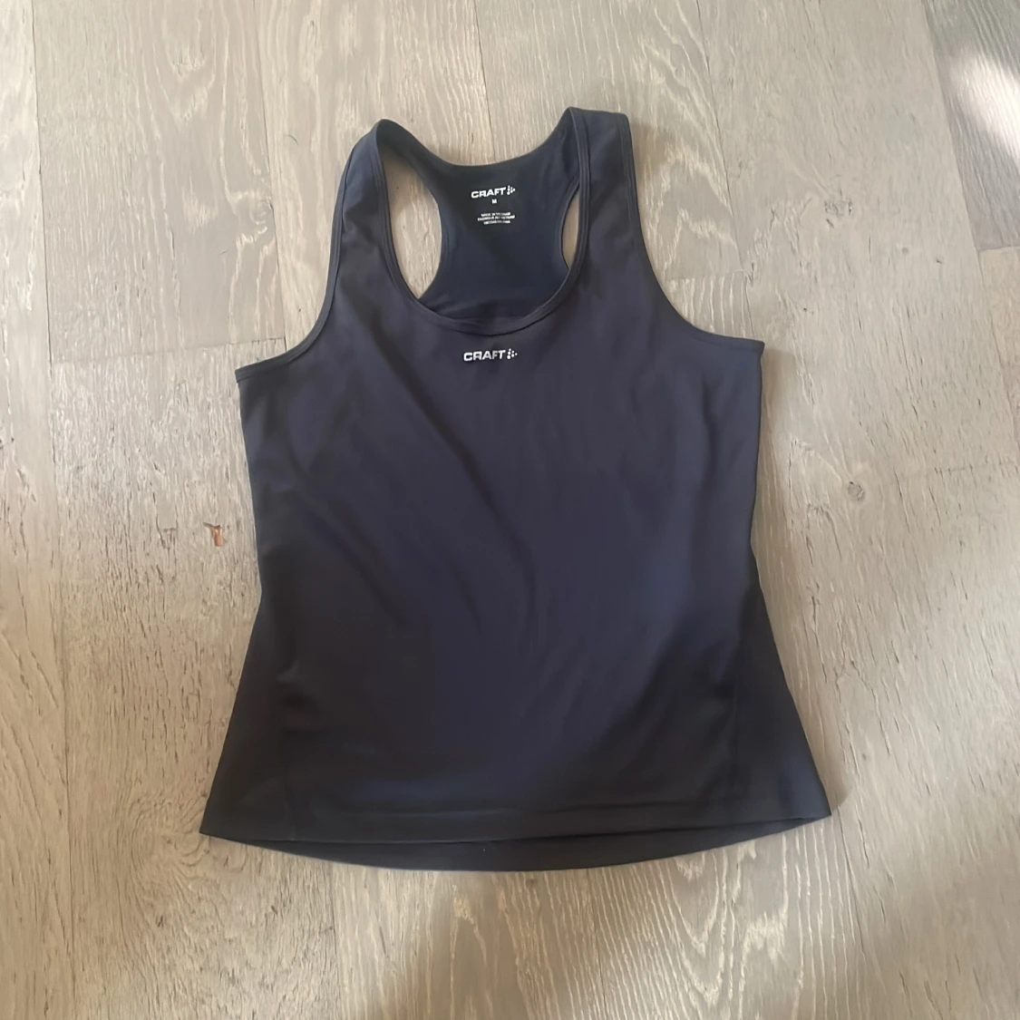Svart träningstopp från Craft