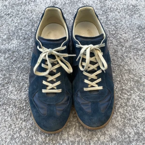 Maison margiela gats  - Storlek 45. Mycket bra skick. Gått igenom en Vinted äkthet verifiering. Pris går att diskutera.