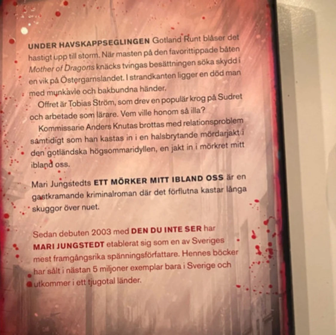 Ett mörker mitt ibland oss - 1