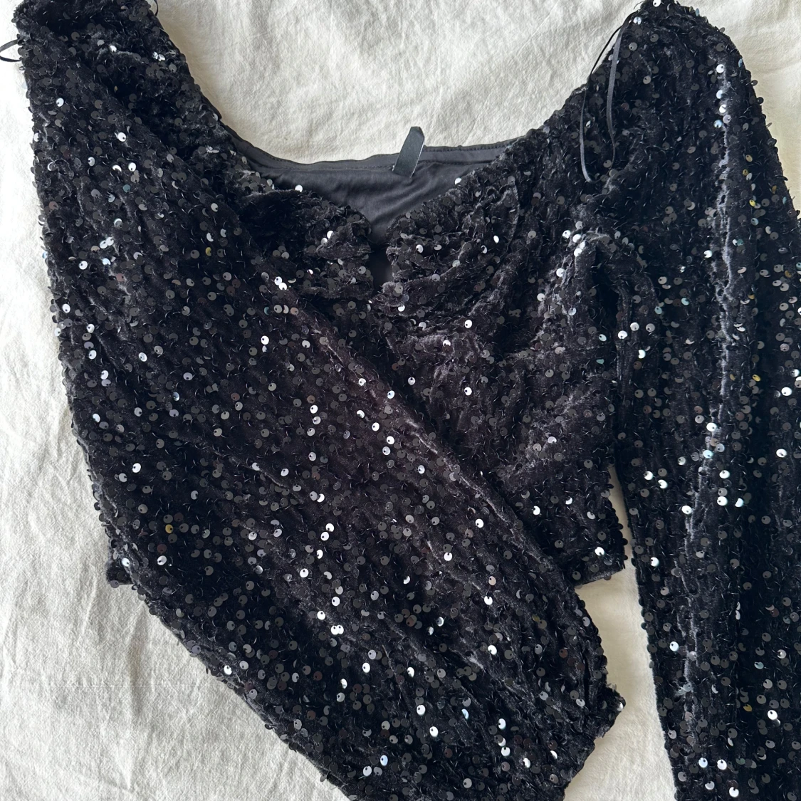 Svart paljettopp från new yorker - 3