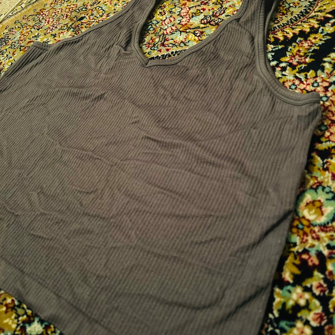 Grå ribbad linnetopp från Calvin Klein - 3