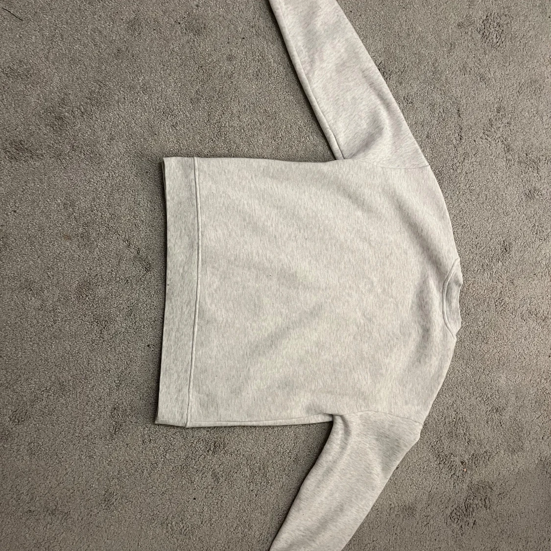 Grå sweatshirt från Primark - 1