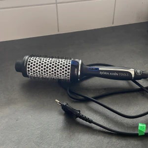 Björn Axén värmeborste - Knappt använd som ny. Size 40