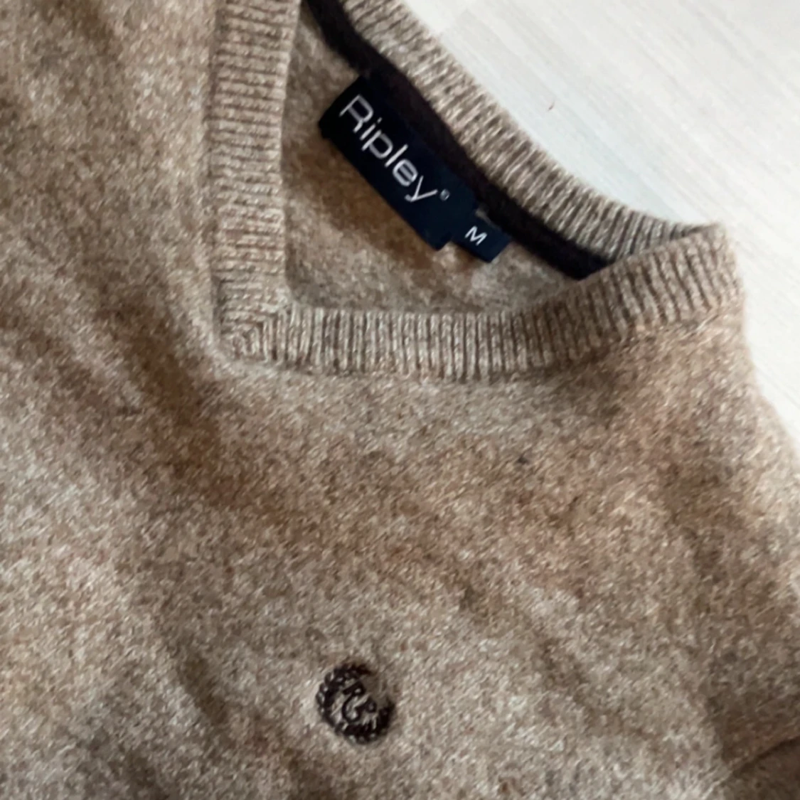 Beige stickad tröja från Ripley - 2