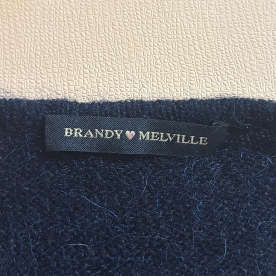 Mörkblå tröja från Brandy Melville - 2