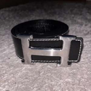 Hermes bälte - Helt ny, Nål för extra hål ingår