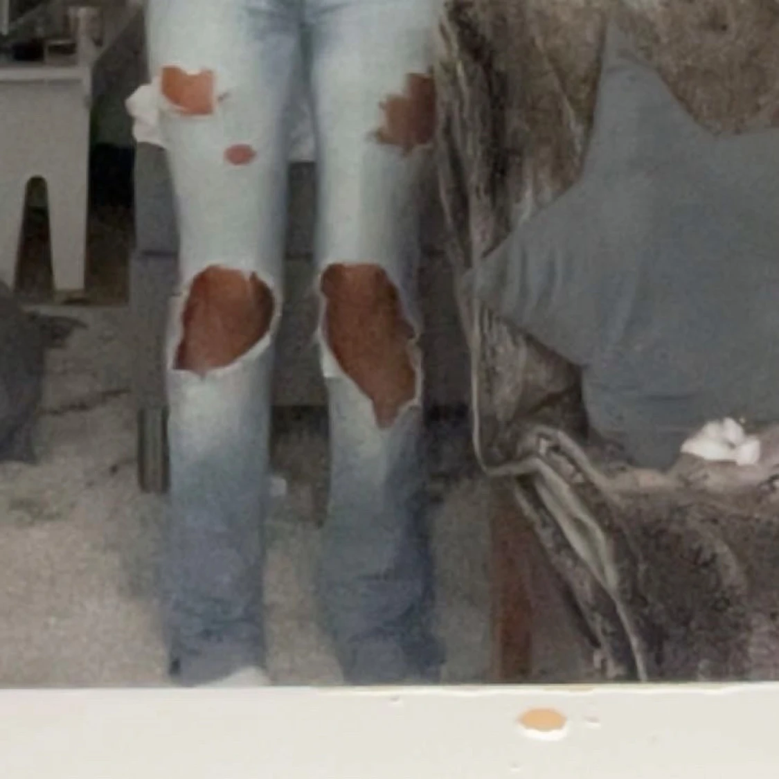 Ljusblåa boutcut jeans