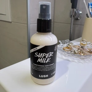 Lush Super Milk  - Helt ny 100g 