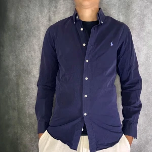Ralph lauren skjorta - Mycket fint skick | Size S  | fraktar spårbart inom 24 timmar |  för att köpa klicka ” köp nu” | vid frågor skriv ett meddelande |