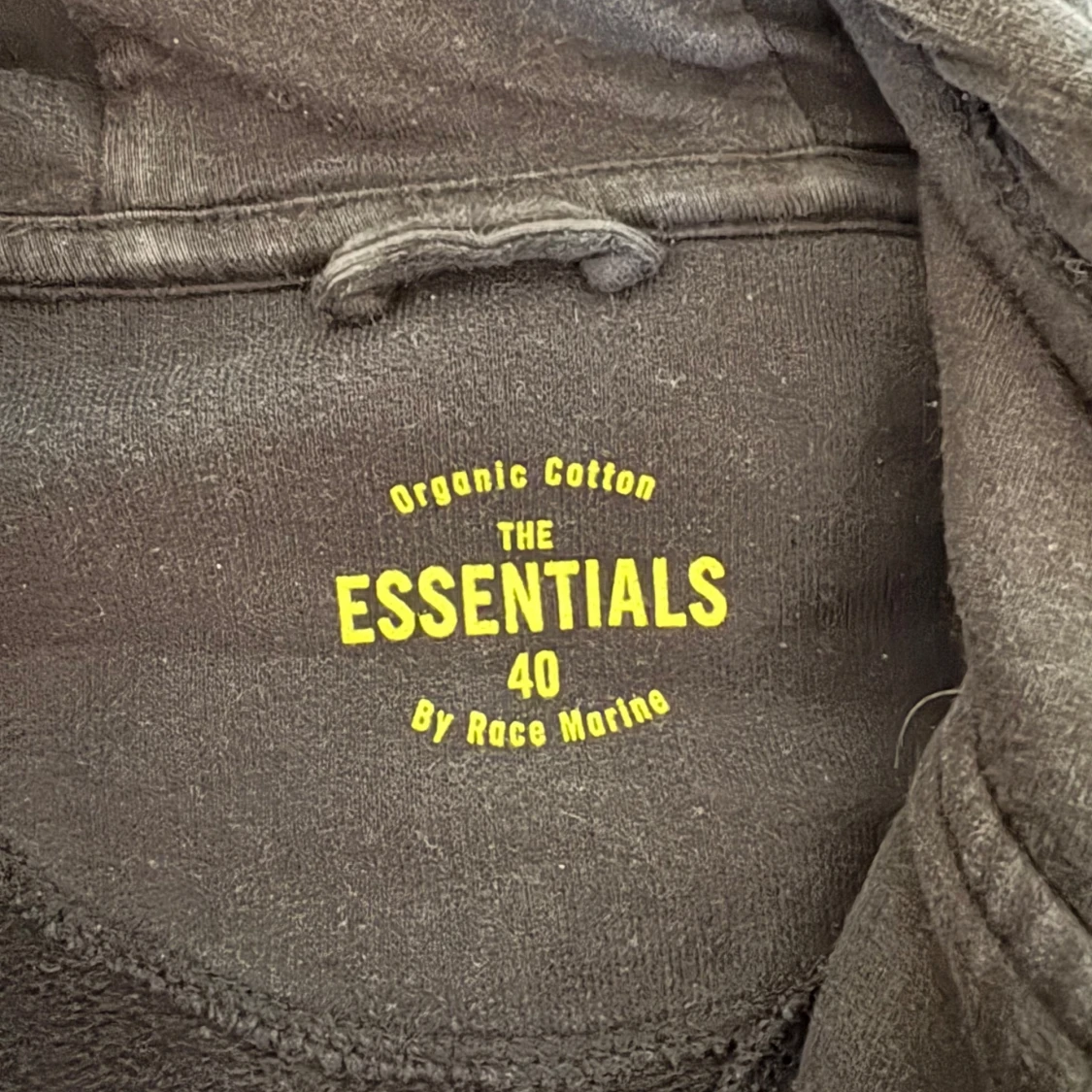 Svart hoodie från Race Marine - 2