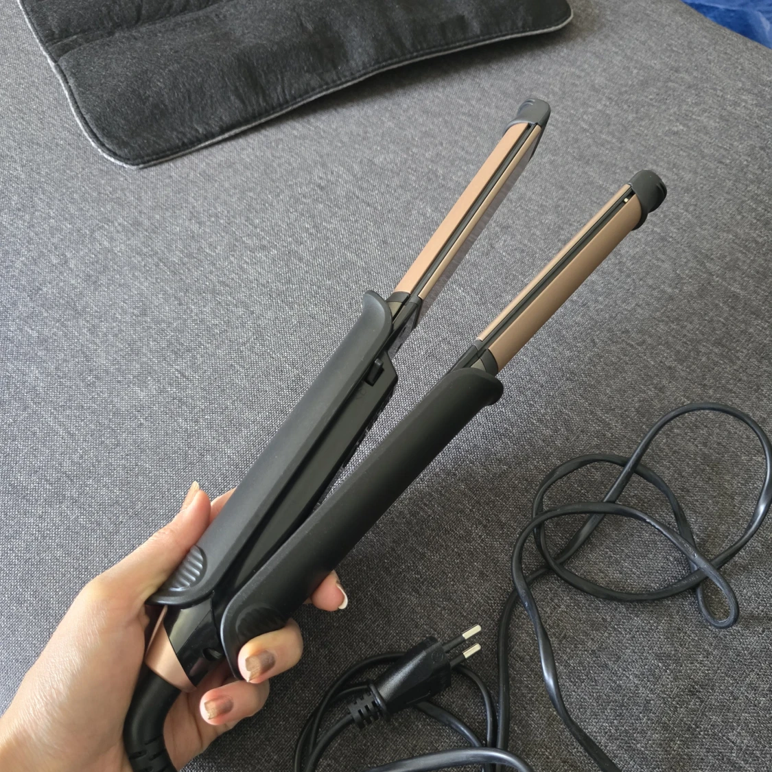 Svart och guld plattång - 2