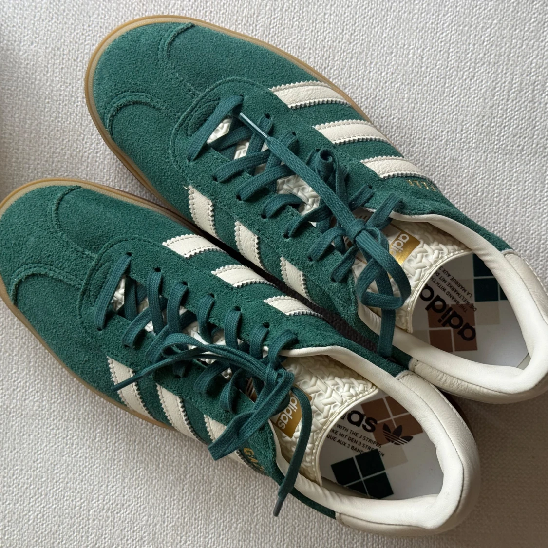 Adidas Gazelle grön mocka sneakers - 1
