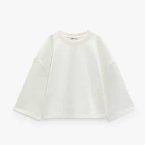 Trekvartsärmad tröja - Jättensygg trekvartsärmad sweatshirt från zara! Skriv för bilder 