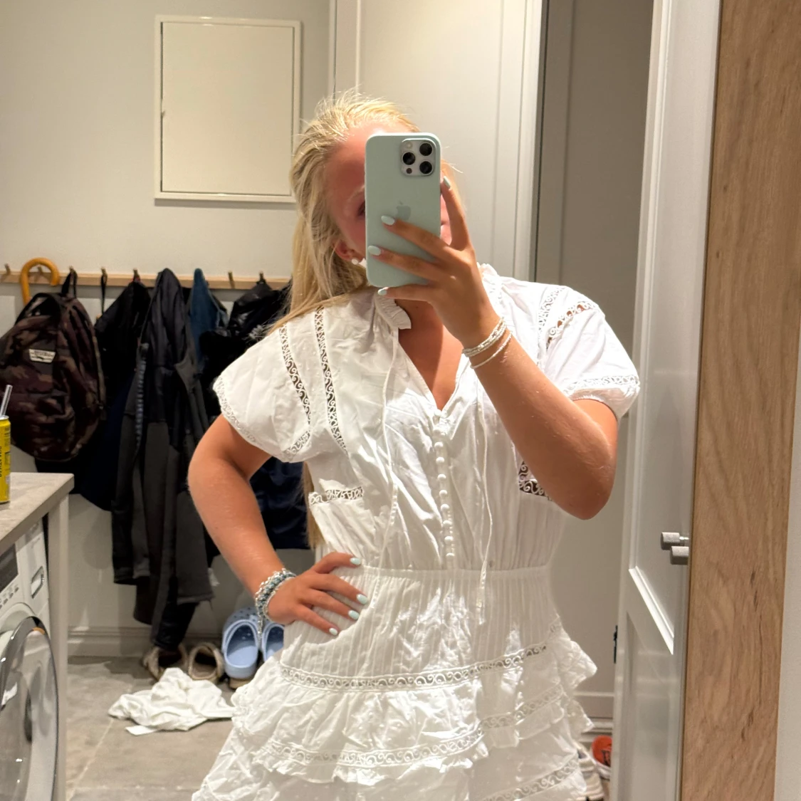 Vit kort klänning från Maje