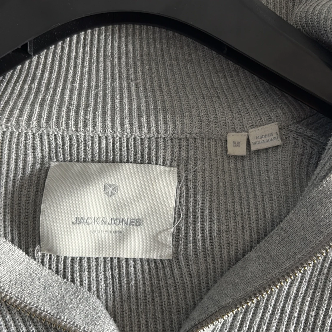 Grå ribbad half zip från Jack & Jones - 2