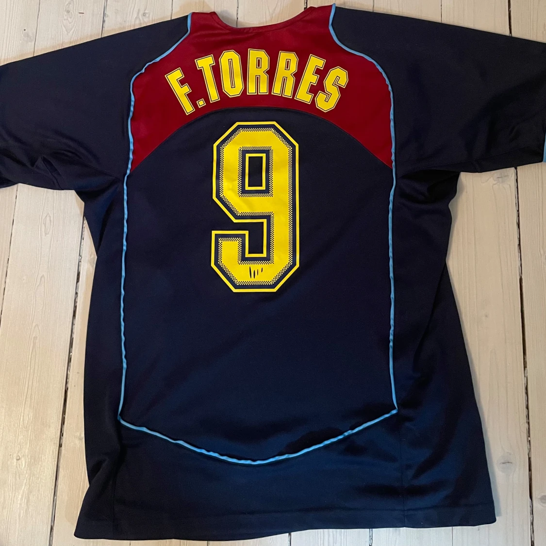 Atletico Madrid Spider-Man tröja Torres - 1