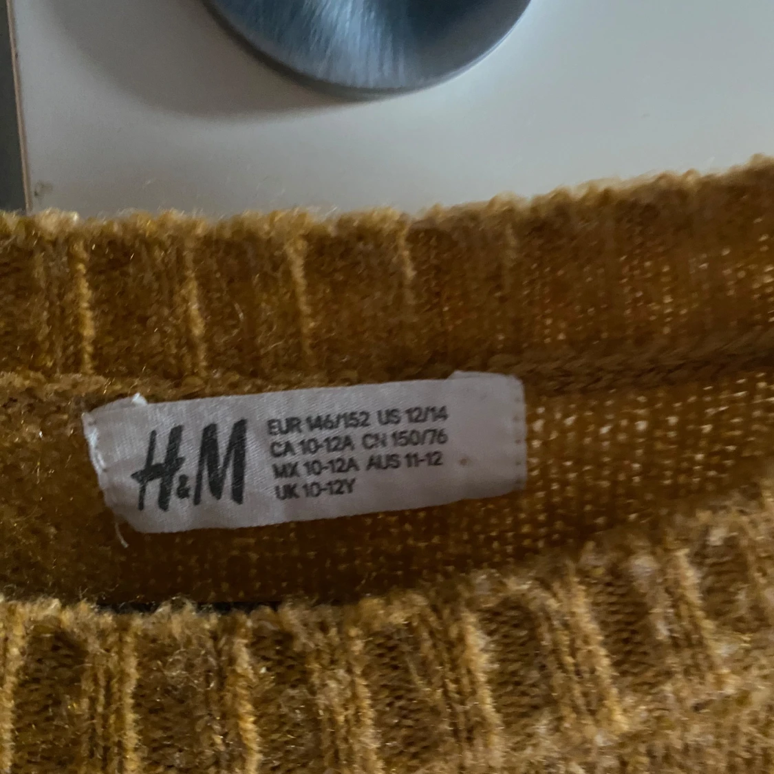 Senapsgul stickad tröja från H&M - 2