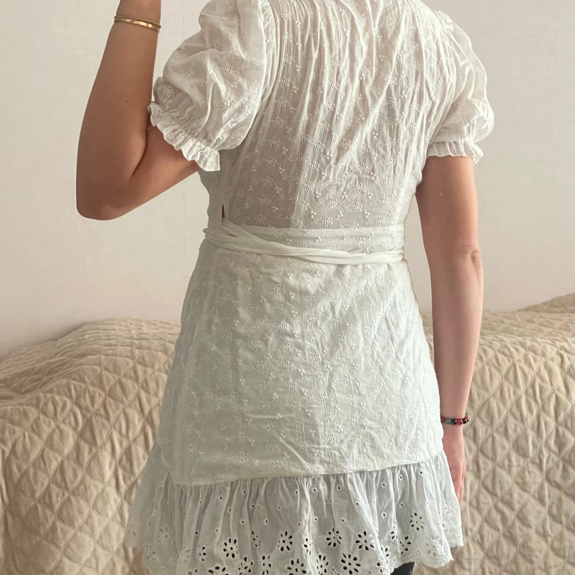 Broderad klänning - 90