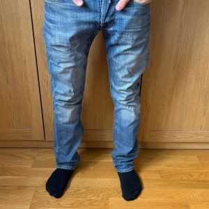 Replay Jeans - Säljer dessa snygga replay jeans.                                                                                        Storlek: 30/32.      100% Bomull