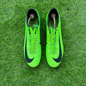 Nike fotbollsskor  - Nike fotbollsskor gröna