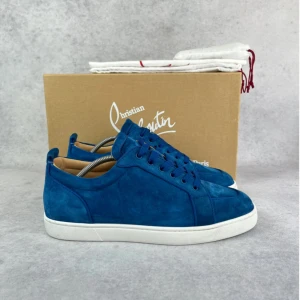 Christian Louboutin orlato sneaker - – Condition: 9,5/10 like new  - What is included: Box, dustbags & extra laces  – Retail price: 9000 + SEK