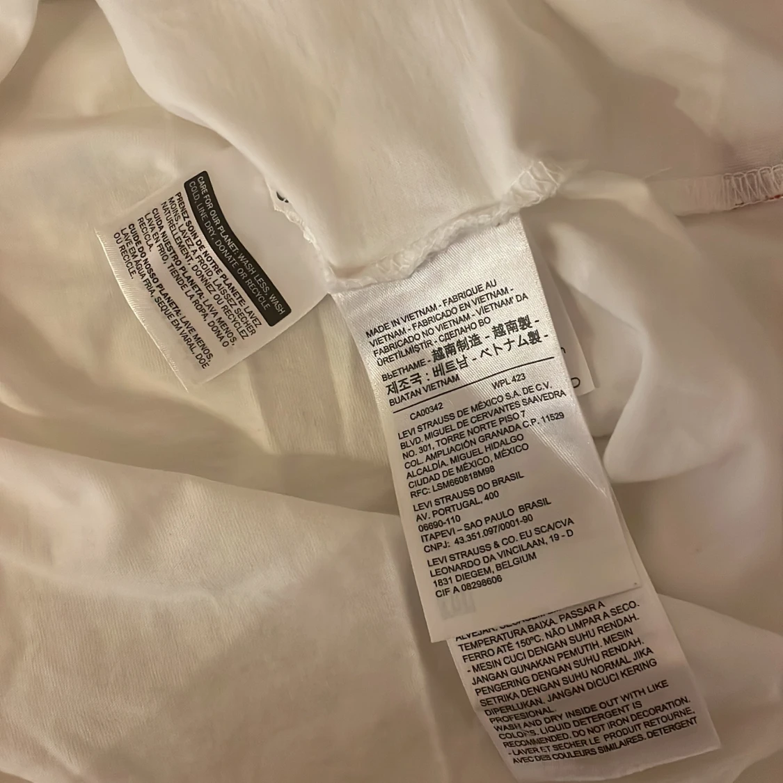 Vit Levi's t-shirt  - 2