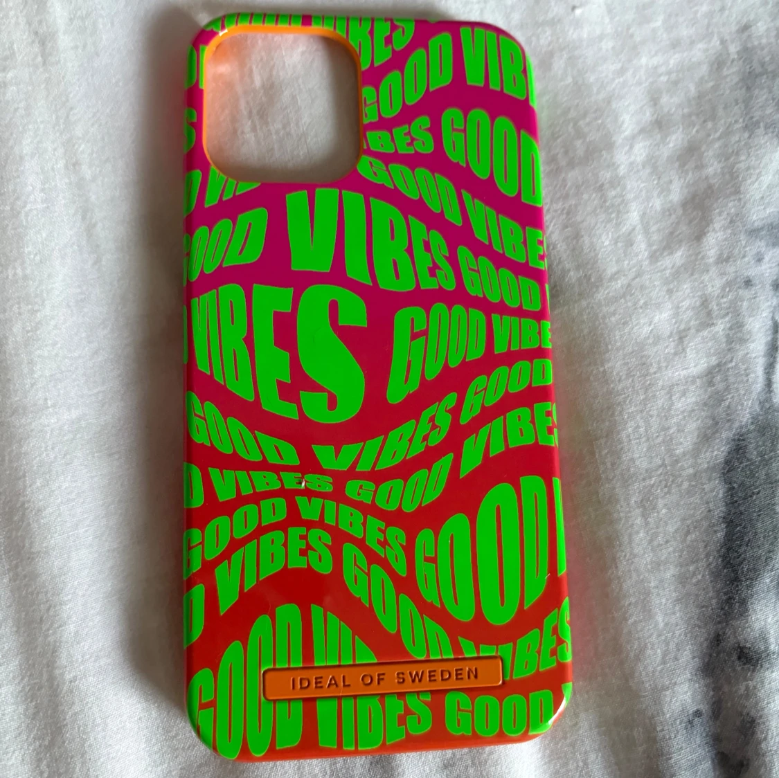 Mobilskal (iDeal of Sweden)