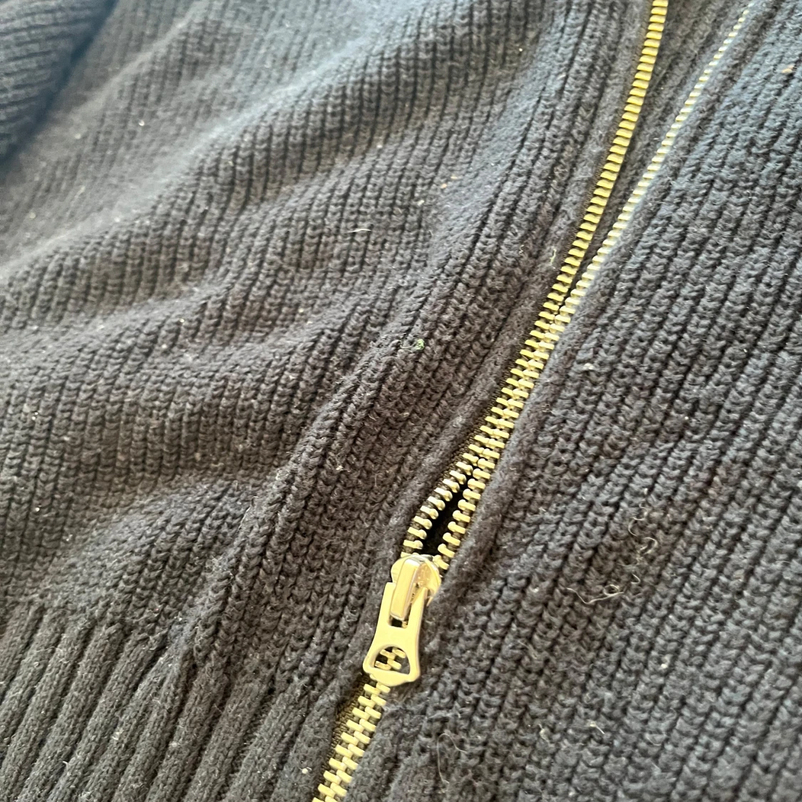 Mörkblå stickad kofta från Dobber - 2