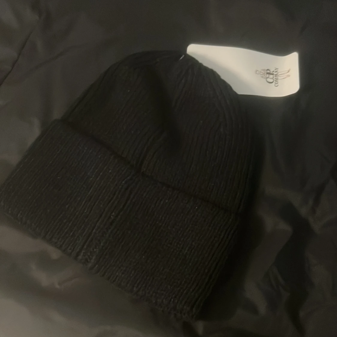 Svart C.P. Company mössa - 1