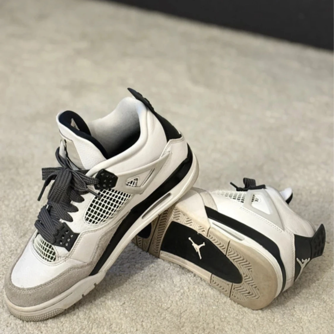 Nike Air Jordan 4 retro millitary  - 2