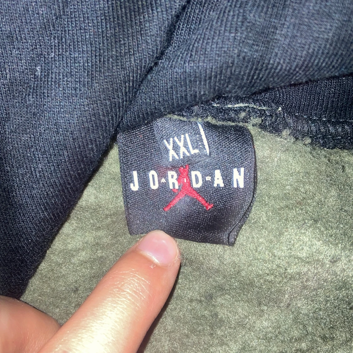 Jordan hoodie XXL i svart och olivgrön - 1
