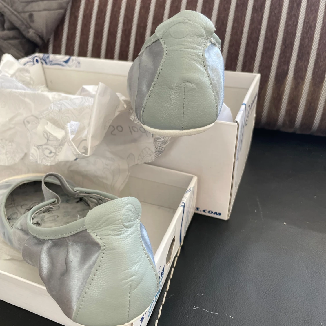 Silvriga ballerinaskor från Bronx - 2