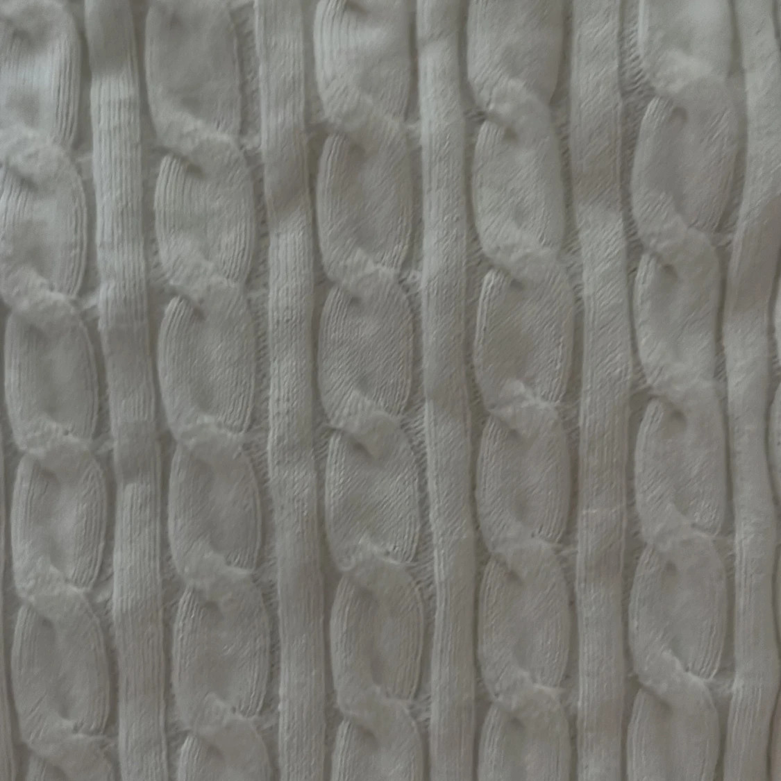 Vit kabelstickad tröja Basic You - 3