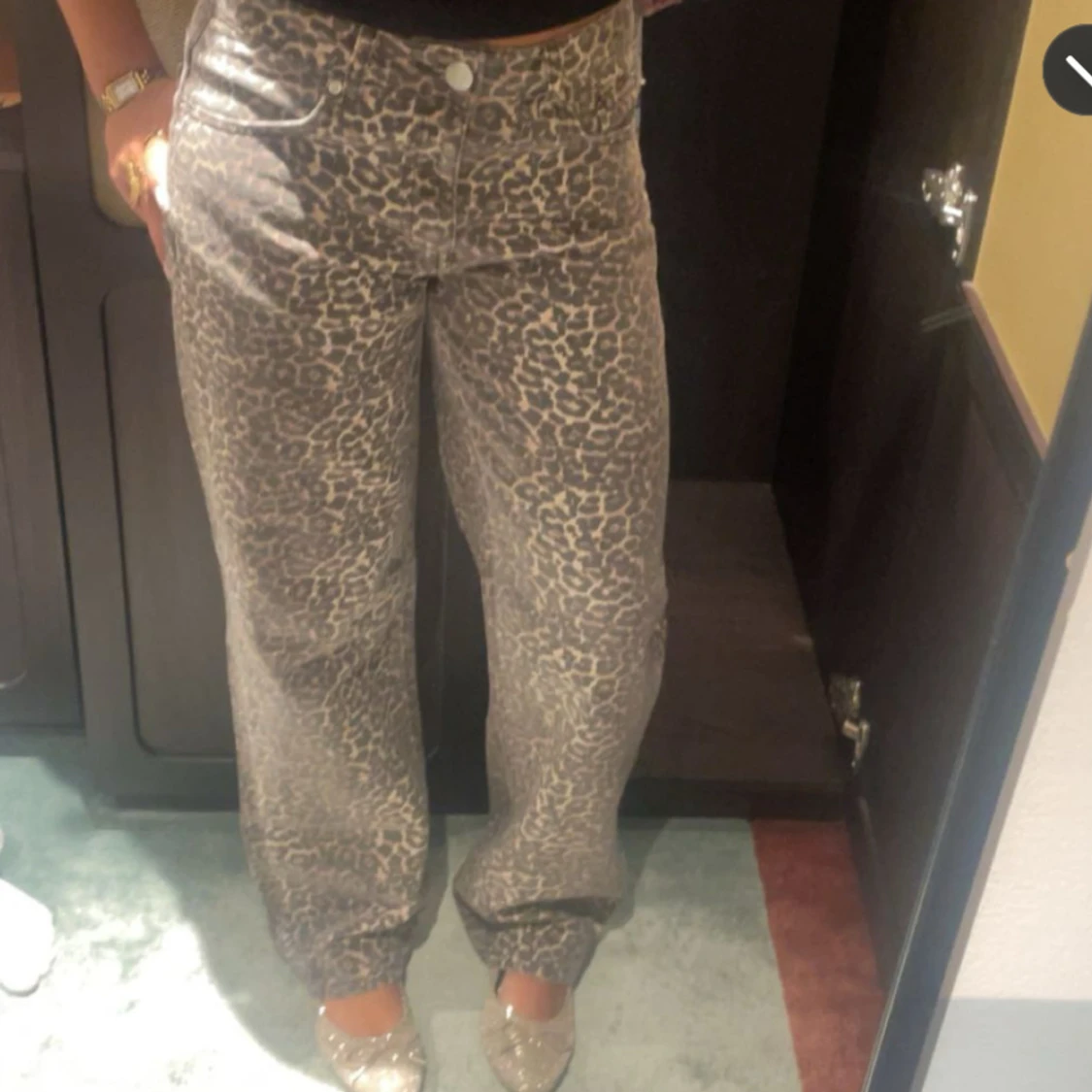 Leopardmönstrade wide jeans - 2