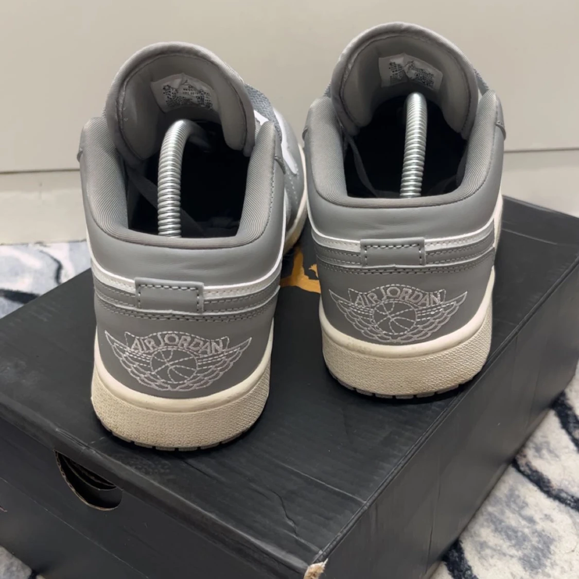 Nike Air Jordan 1 Low grå/vit - 1