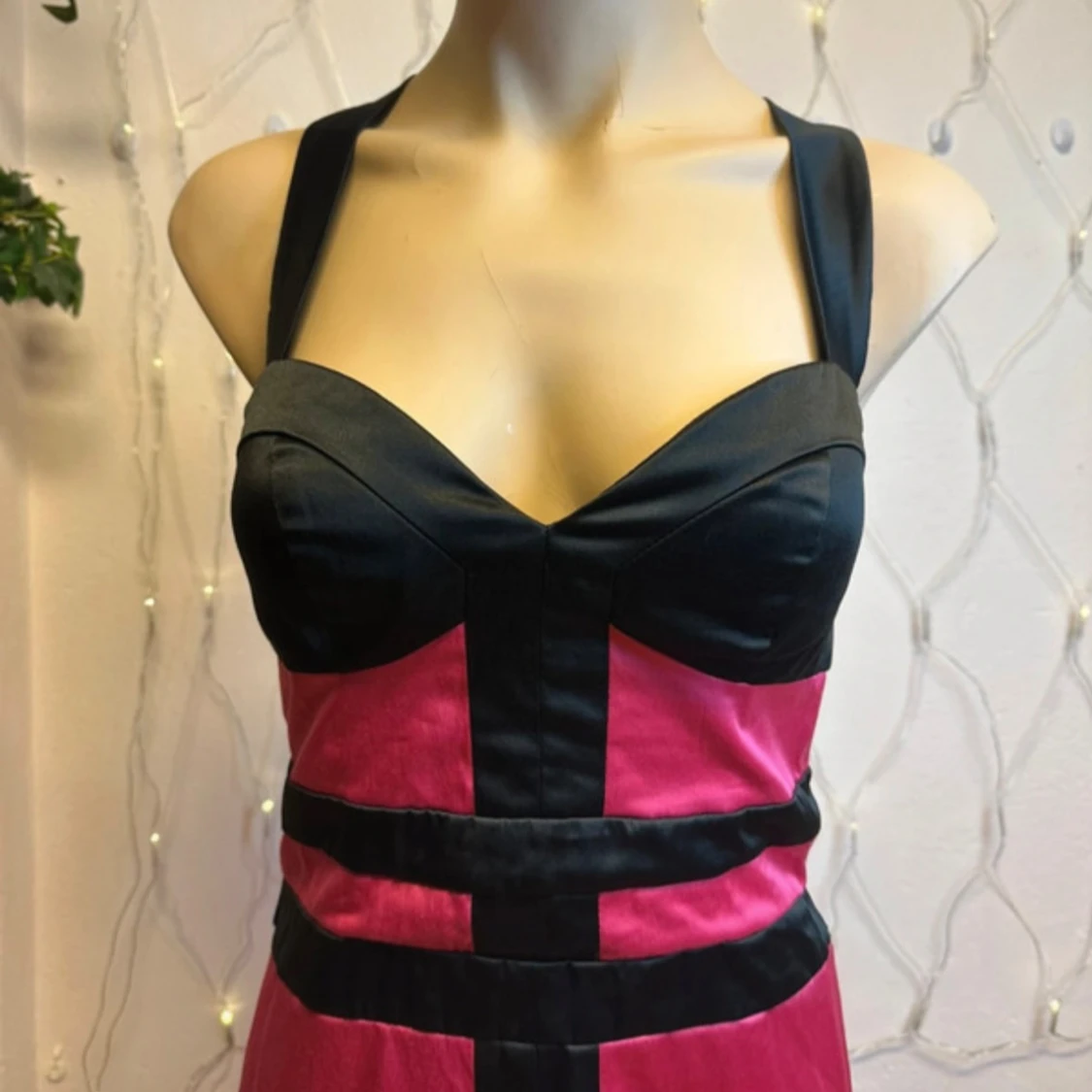 Rosa och svart retroklänning från Jane Norman Stl 38 / M vintage glamour från 80-tal 90-tal - 1