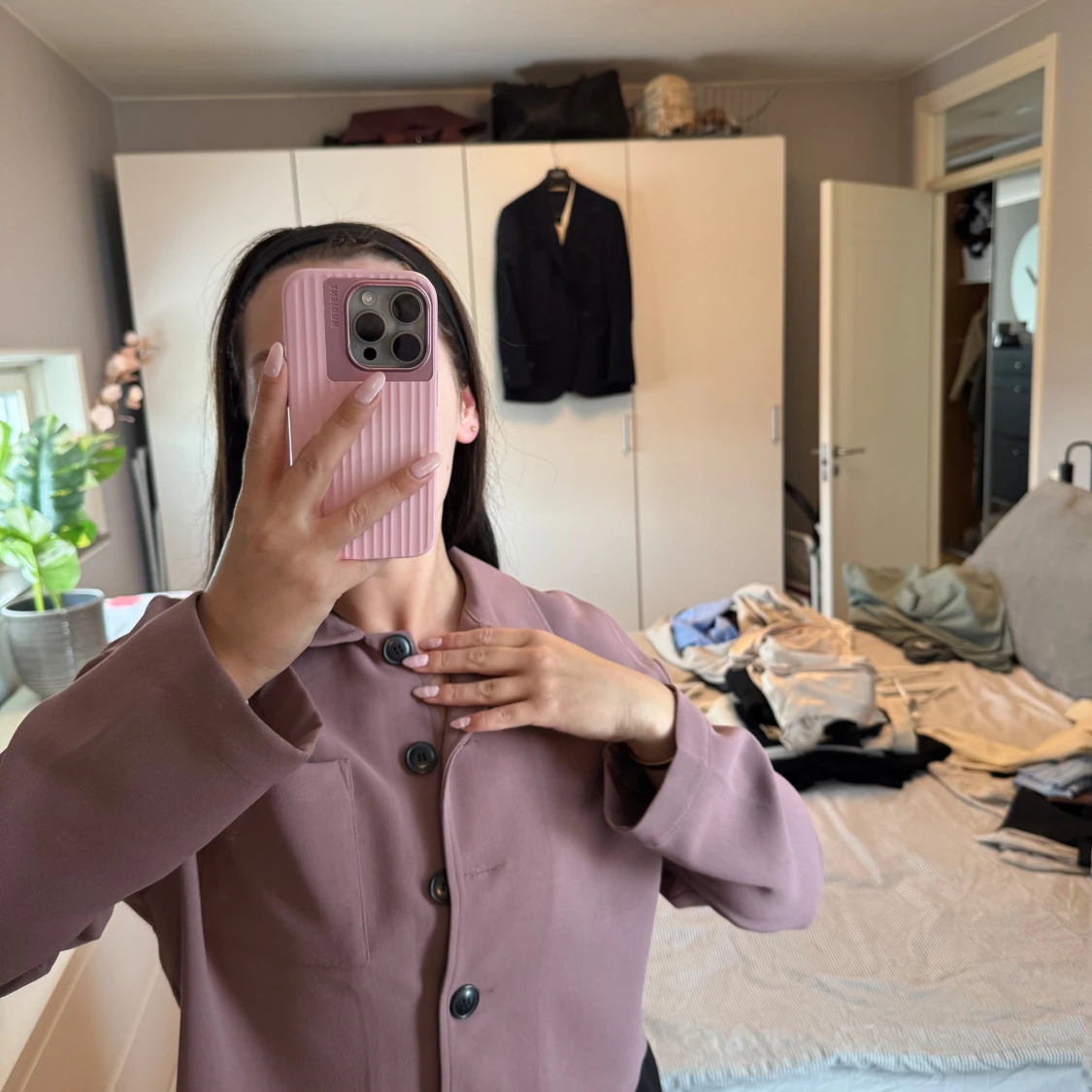 Ljuslila croppad kavaj med stora knappar - 3