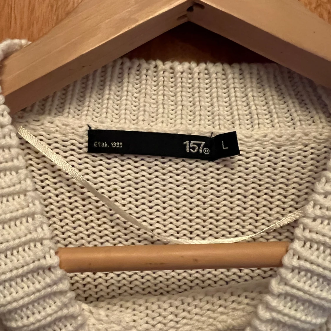 Vit stickad tröja från Lager 157 - 2