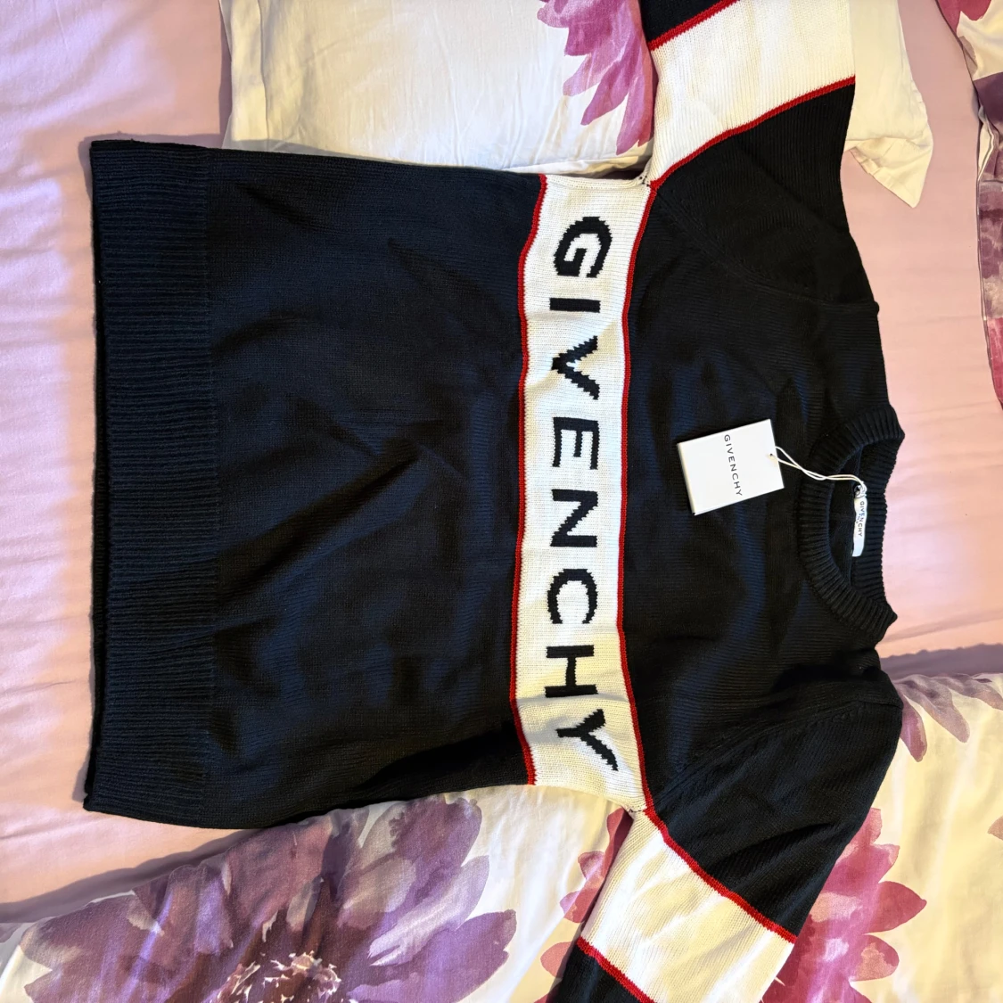 Svart stickad tröja från Givenchy