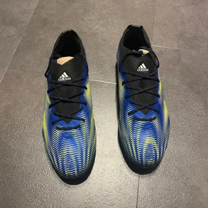 Adidas Nemeziz 1.0  - Sällsynt par, väldigt bra skick, storlek 39,5 men passar perfekt för 40