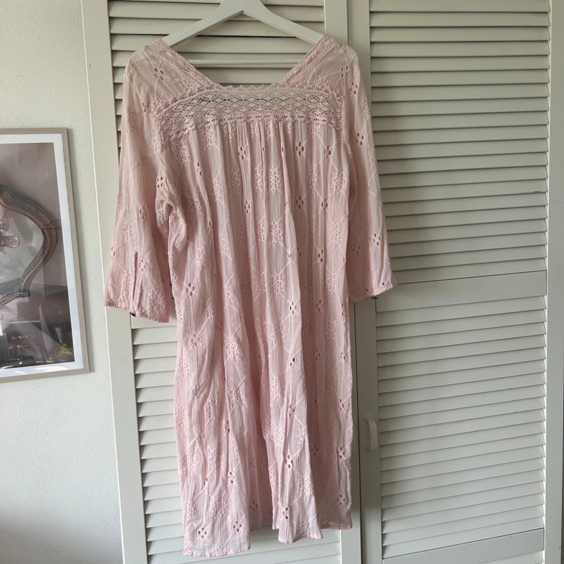 Ljusrosa Odd Molly spetsklänning - 1