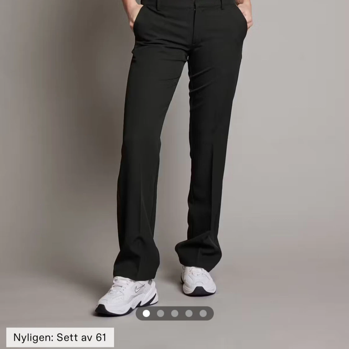 Svarta kostymbyxor 