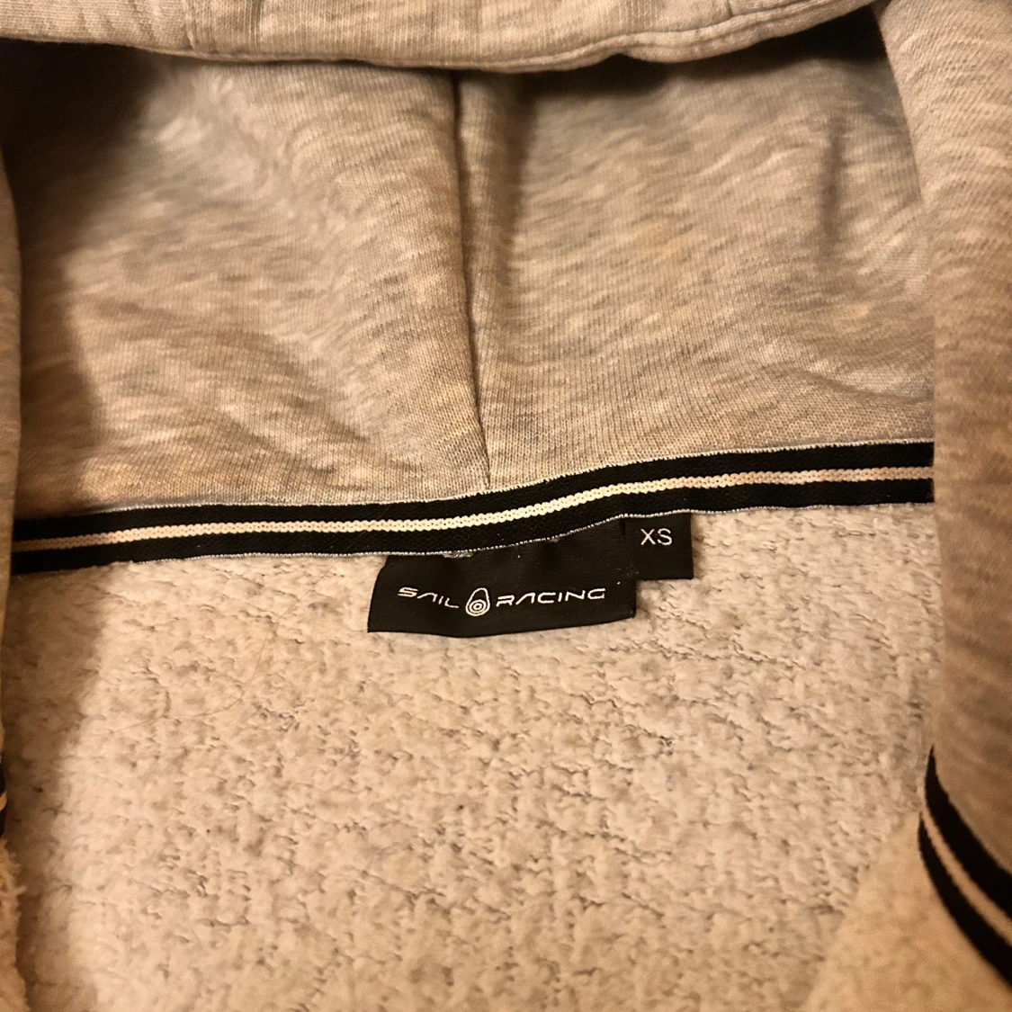 Ljusgrå hoodie från Sail Racing XS - 3