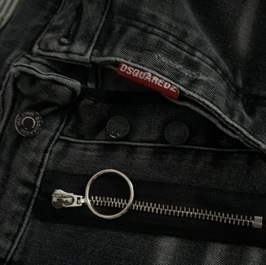 Svarta Dsquared2 jeans med dragkedja - 1